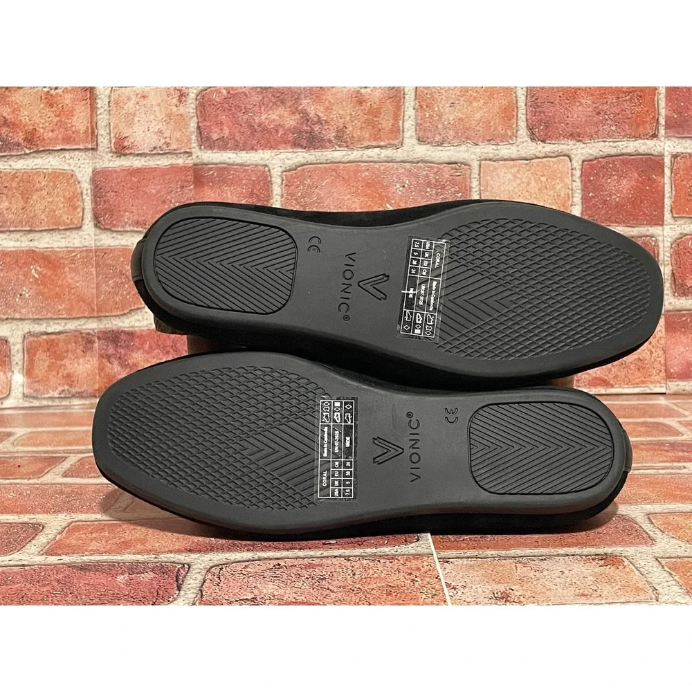 Vionic Coral Black Suede Slip On Loafers Womens 7.5 Wide Flats UN:07-2025